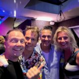 foto van een feest van een verjaardag optreden dj met zanger shorty and the DJ.